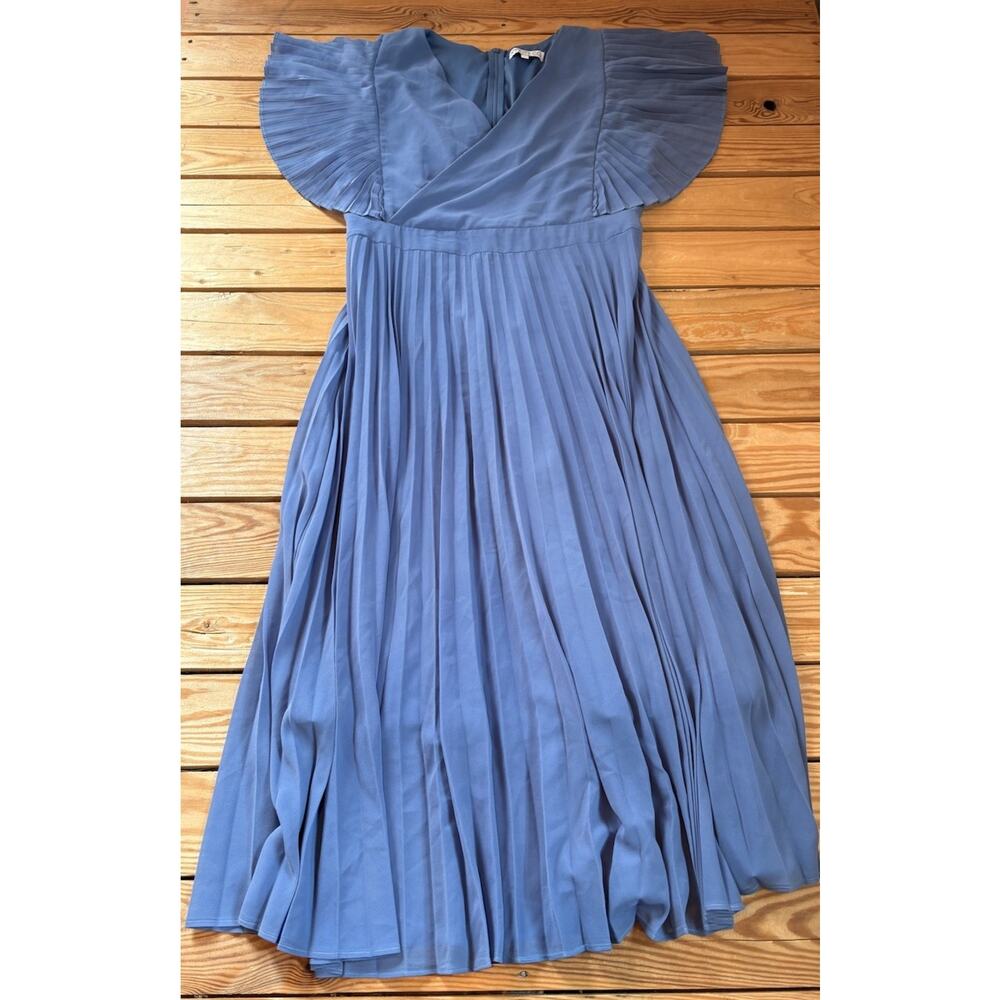 Ivy City Co NWOT Women’s Alice in Wonderland Pleated Dress Size L Blue M3 - Picture 2 of 8
